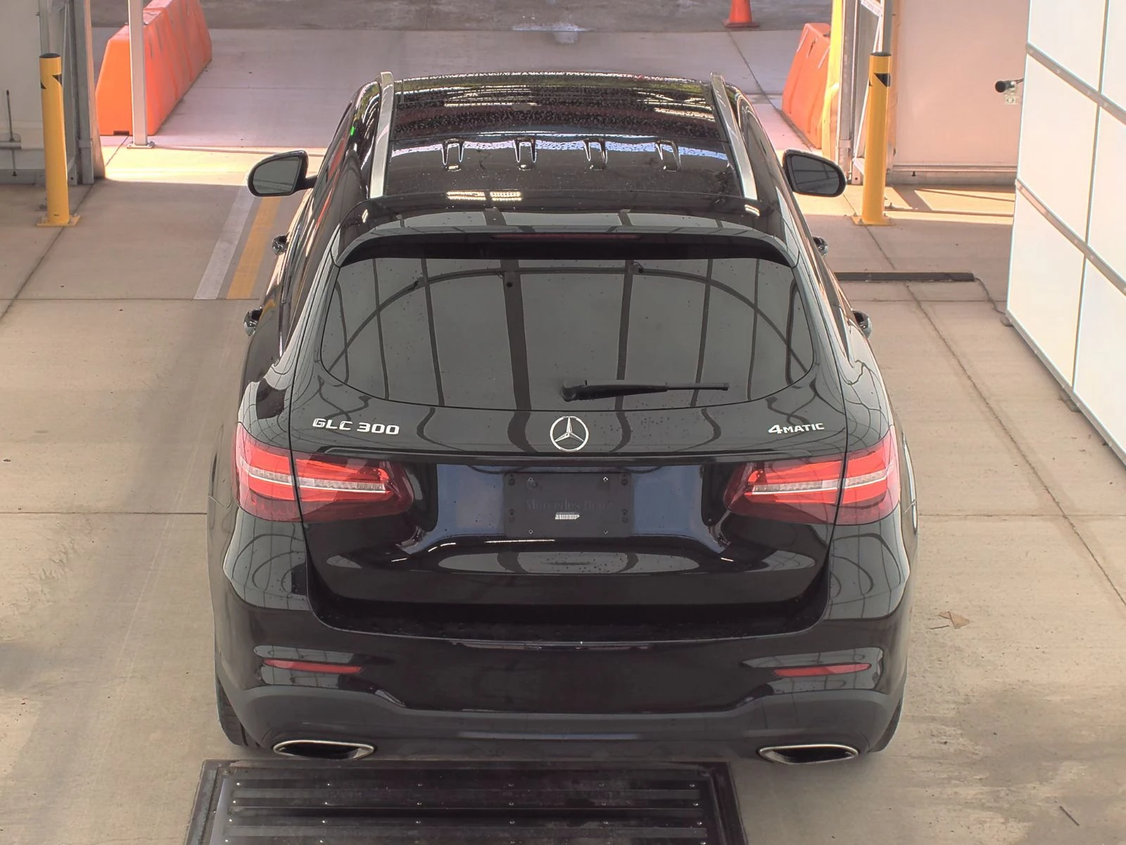 Mercedes-Benz GLC 300 4MATIC AMG* Подгрев* BURMESTER* М.Точка* 360* Пано - изображение 5