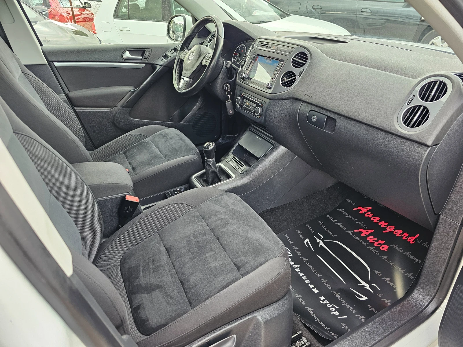 VW Tiguan 2.0TDI, 140к.с., 4х4, 128000км.! - изображение 9
