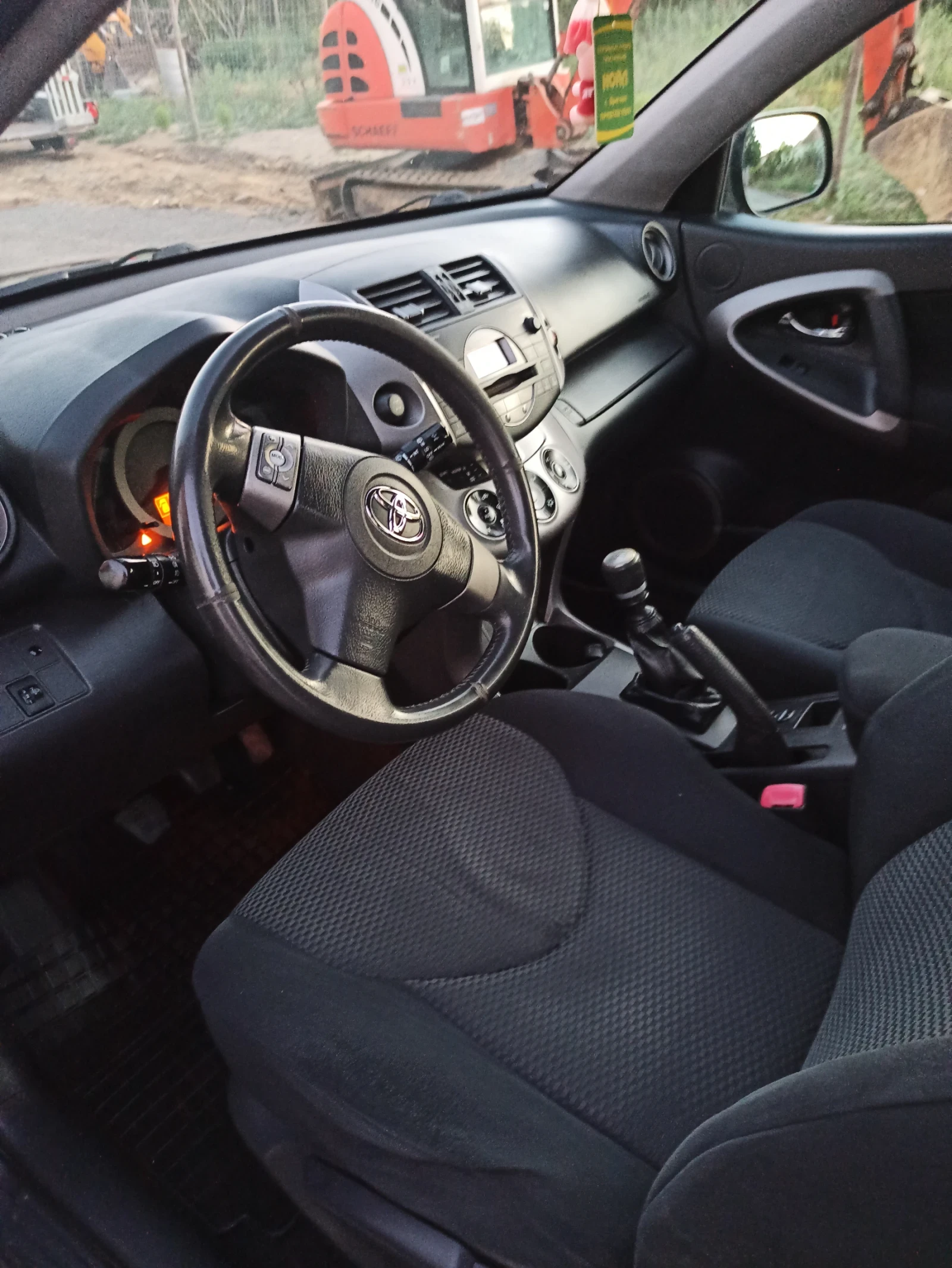 Toyota Rav4 | Mobile.bg � ����������� 4