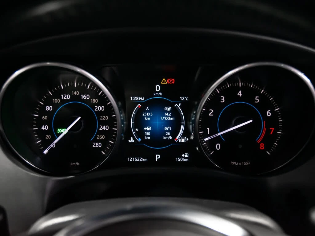 Jaguar F-PACE * S-First Edition* АвтоКредит* (ЦЕНА ДО БГ), снимка 17 - Автомобили и джипове - 54102427