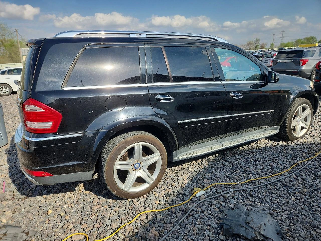 Mercedes-Benz GL 550 5.5V8* 4MATIC* FULL* РЕАЛНИ КМ!, снимка 3 - Автомобили и джипове - 54478605