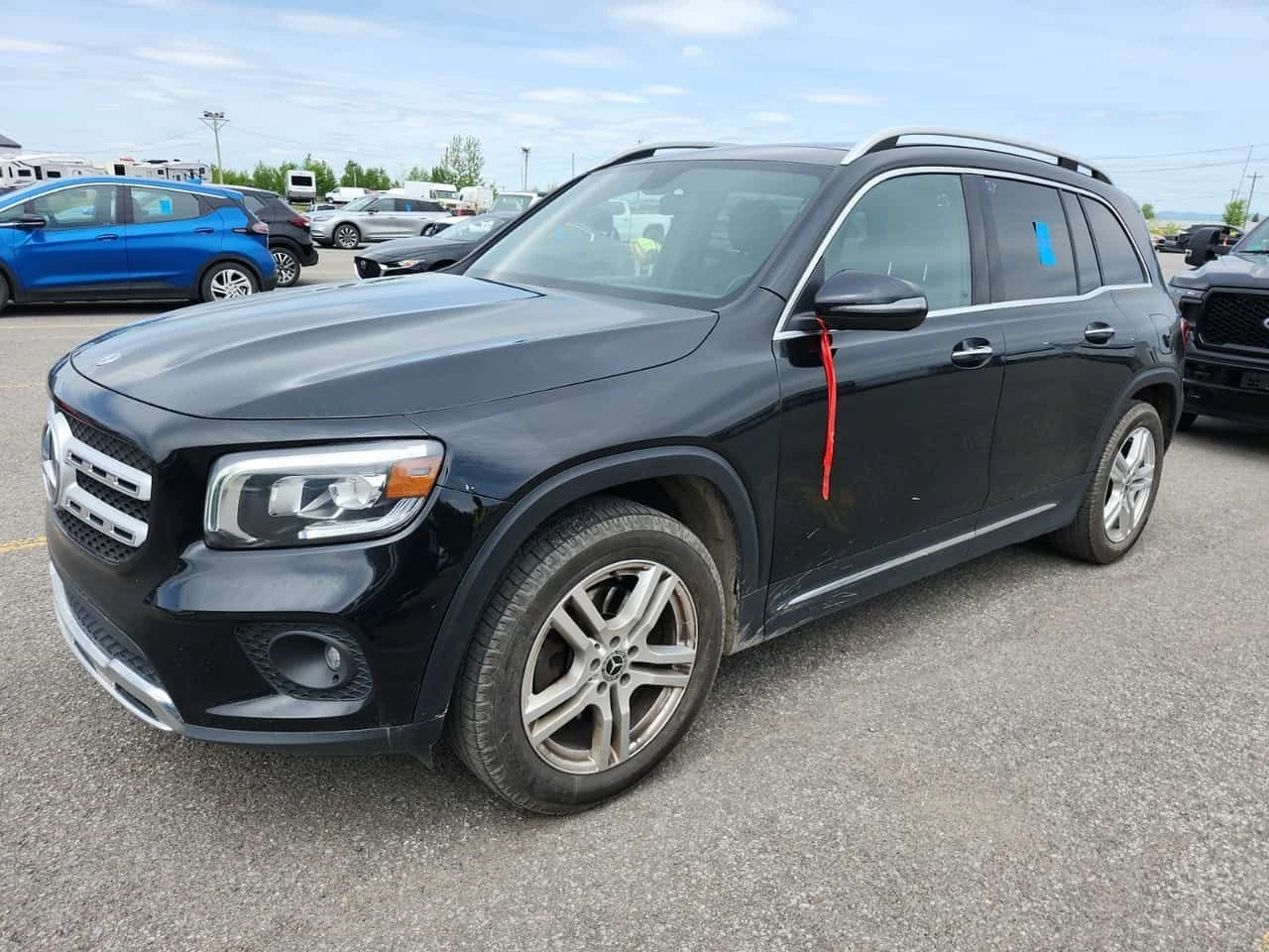 Mercedes-Benz GLB 250 ПОДГРЕВ/ПАНОРАМА/CARFAX/ФИНАНСИРАНЕ, снимка 2 - Автомобили и джипове - 54756408