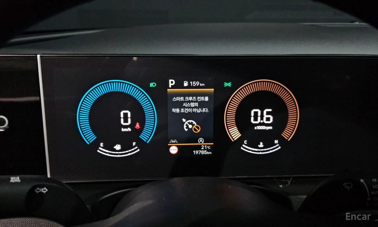 Hyundai Tucson 1.6* TURBO* PREMIUM* ПОДГРЕВ* ОБДУХВАНЕ* КАМЕРА* , снимка 13 - Автомобили и джипове - 55027970