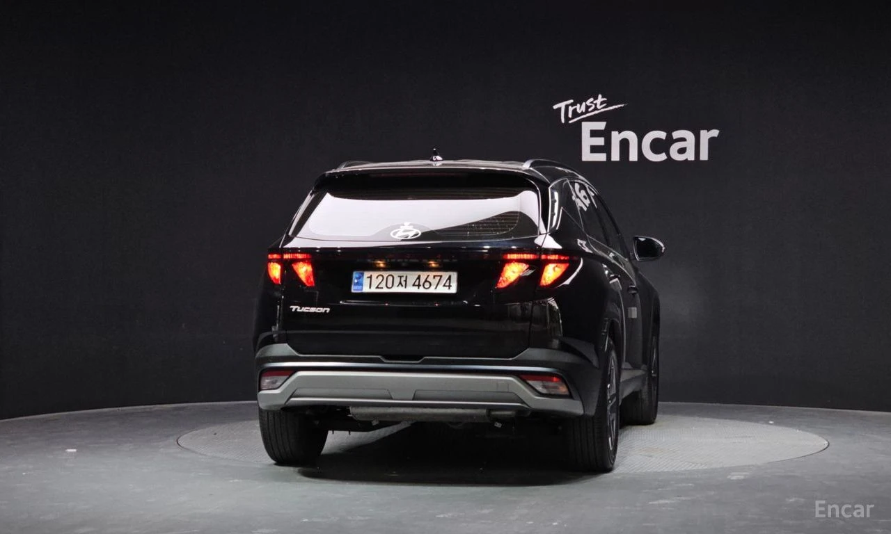 Hyundai Tucson 1.6* TURBO* PREMIUM* ПОДГРЕВ* ОБДУХВАНЕ* КАМЕРА* , снимка 4 - Автомобили и джипове - 55027970