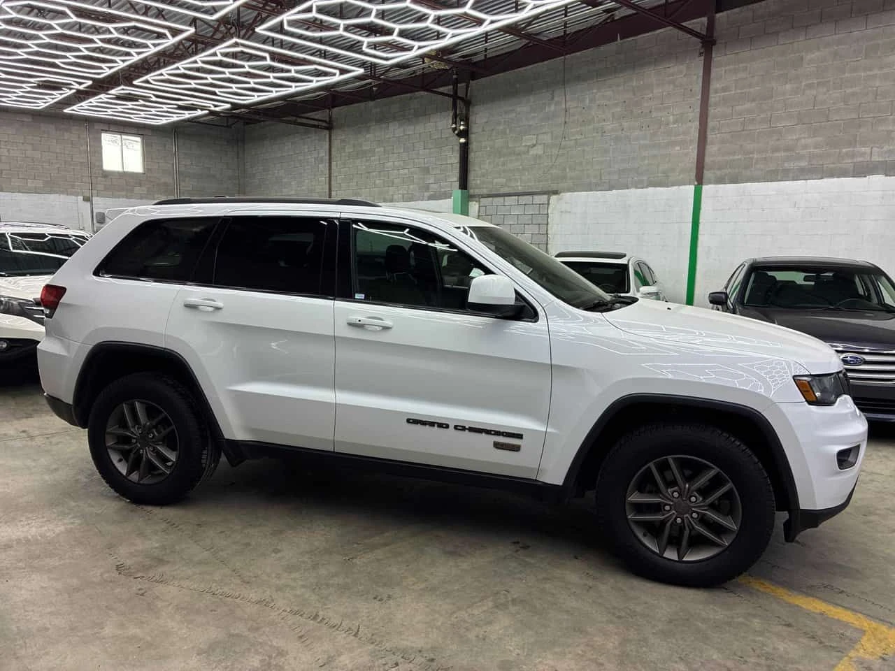 Jeep Grand cherokee Laredo 75th Anniversary/CARFAX/�������/���� | Mobile.bg � ����������� 3