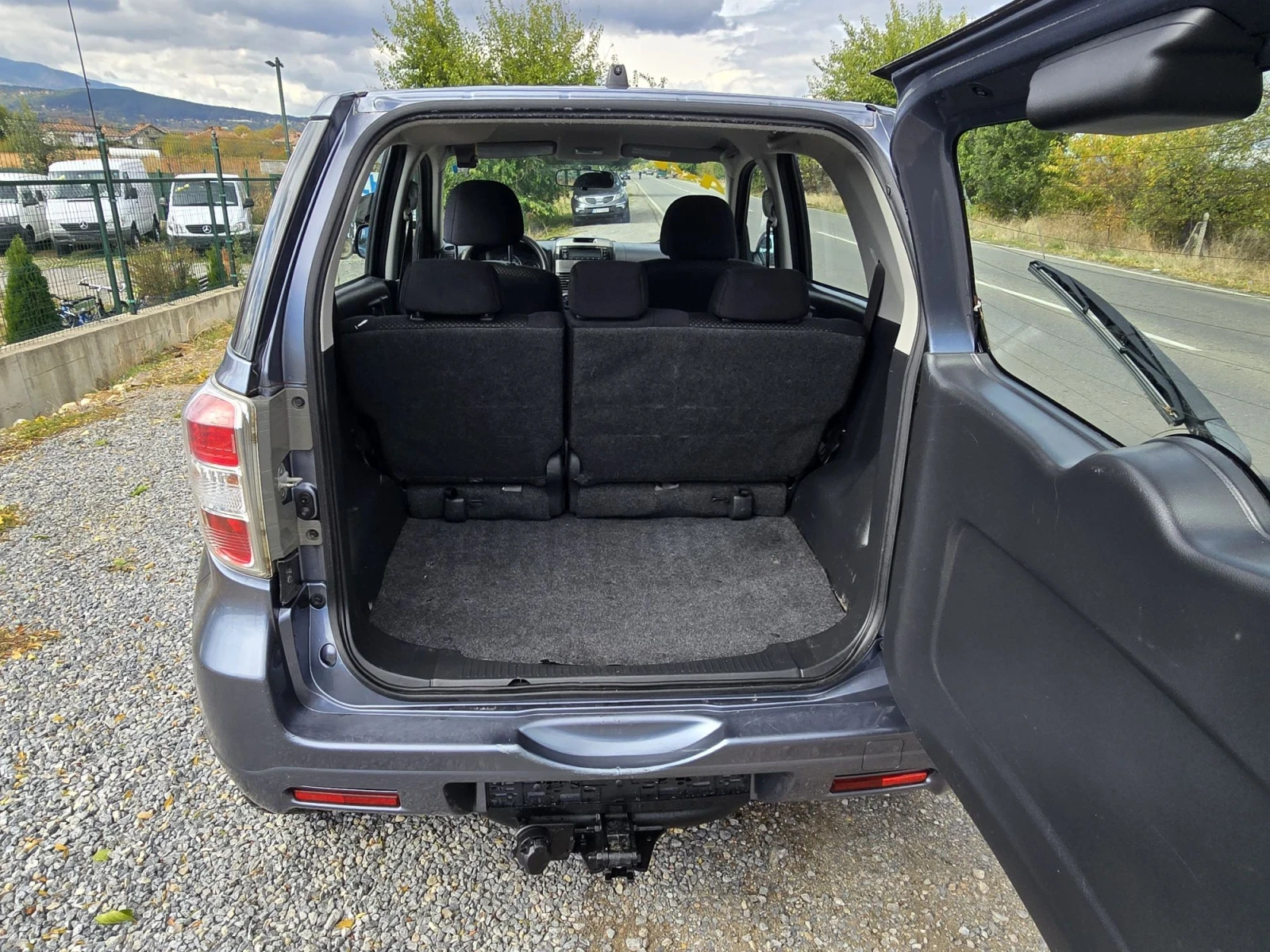 Daihatsu Terios 1.5I FaceLift, снимка 8 - Автомобили и джипове - 56541751