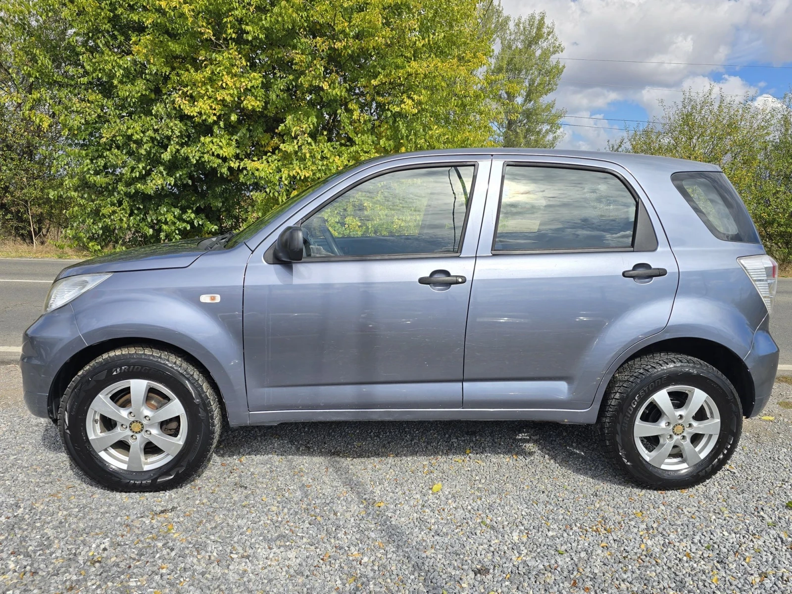 Daihatsu Terios 1.5I FaceLift, снимка 4 - Автомобили и джипове - 56541751