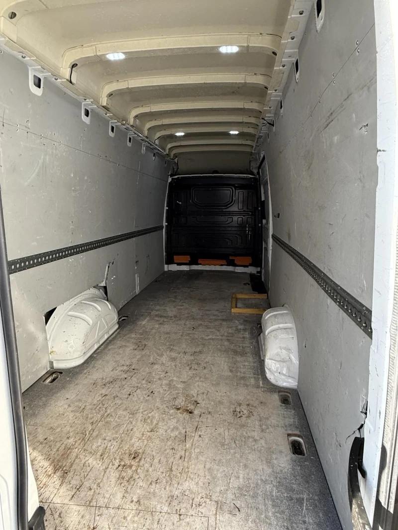 Man TGE 3.180 дълга база, снимка 11 - Бусове и автобуси - 52867428