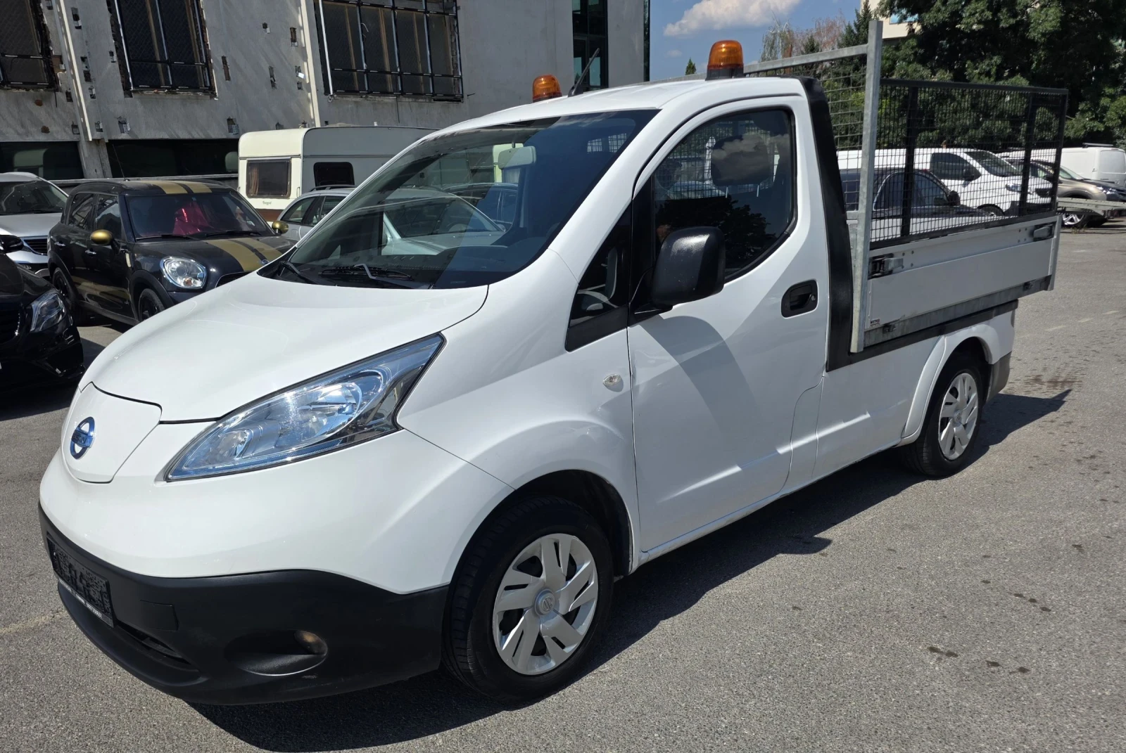 Nissan NV200 Самосвал, Евро 6, сервизна история, снимка 2 - Бусове и автобуси - 55590589