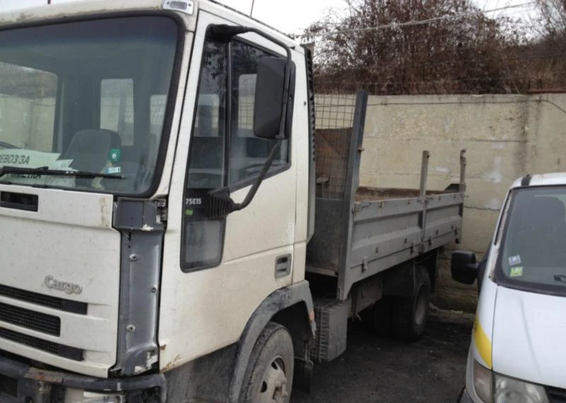 Iveco Cargo, снимка 3 - Камиони - 54354864
