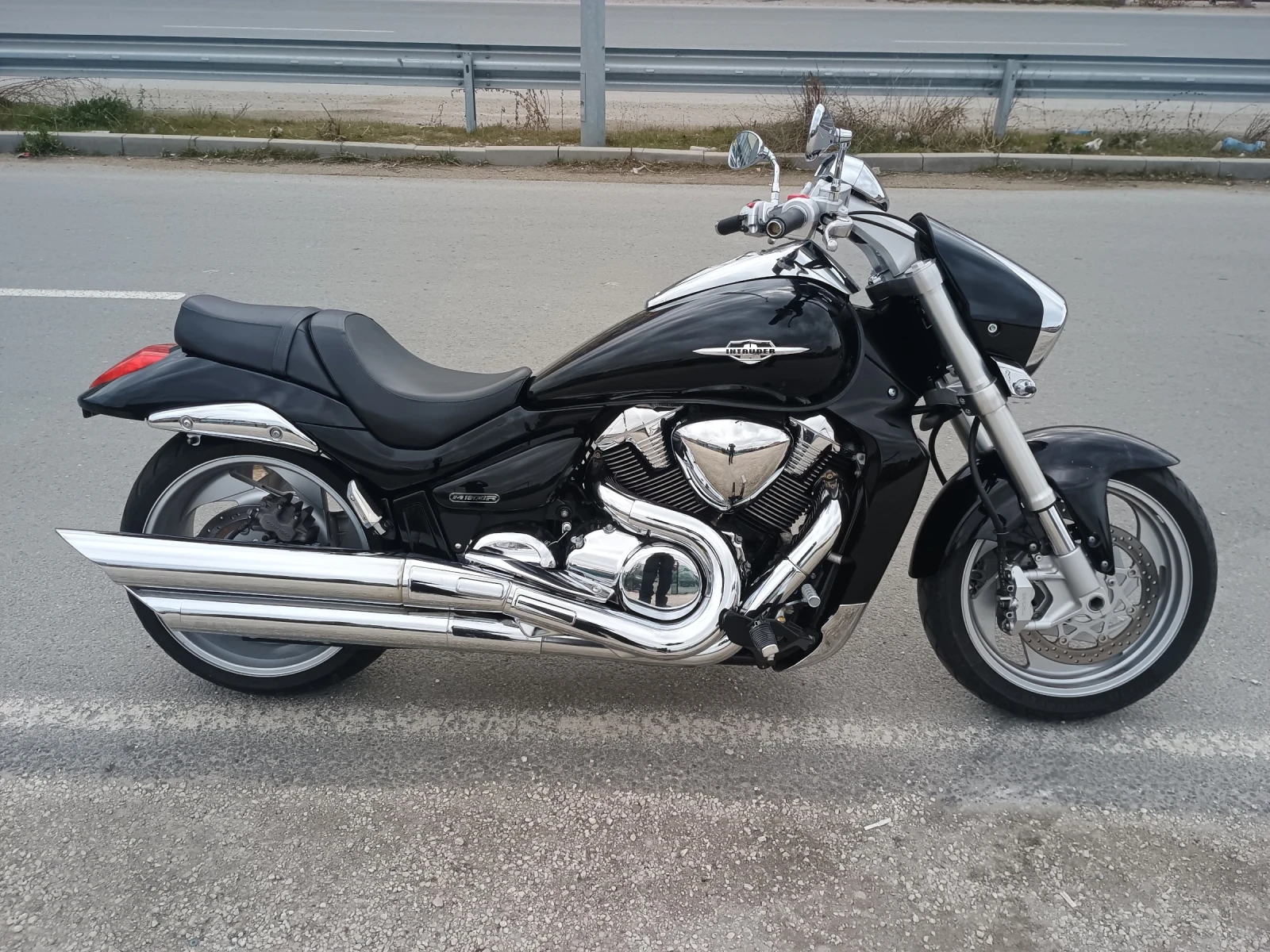 Suzuki Boulevard M109R
