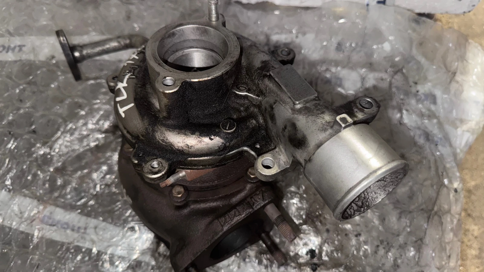 ����� ��������� �� Toyota Land Cruiser -  17201-30160 / 071224103 | Mobile.bg � ����������� 1