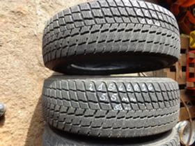Гуми Зимни 215/65R16, снимка 3