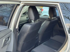 Toyota Auris, снимка 11