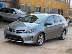 Toyota Auris, снимка 1