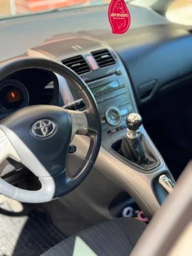 Toyota Auris 2.0 d-4d 126к.с keyless, снимка 5