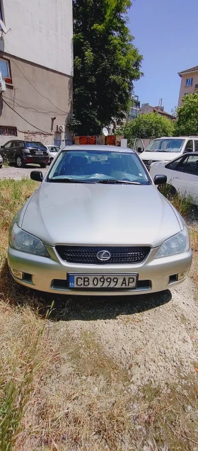  Lexus IS 200