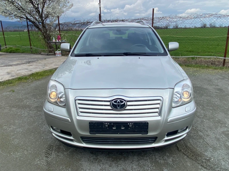 Toyota Avensis 1.8, снимка 2 - Автомобили и джипове - 44820920