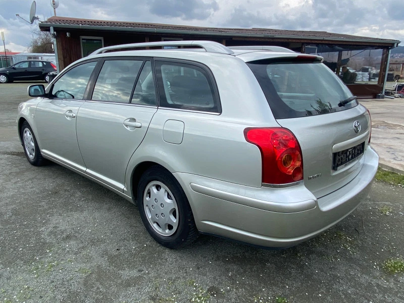 Toyota Avensis 1.8, снимка 5 - Автомобили и джипове - 44820920