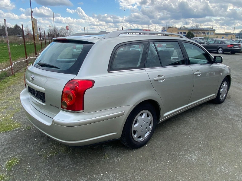 Toyota Avensis 1.8, снимка 7 - Автомобили и джипове - 44820920