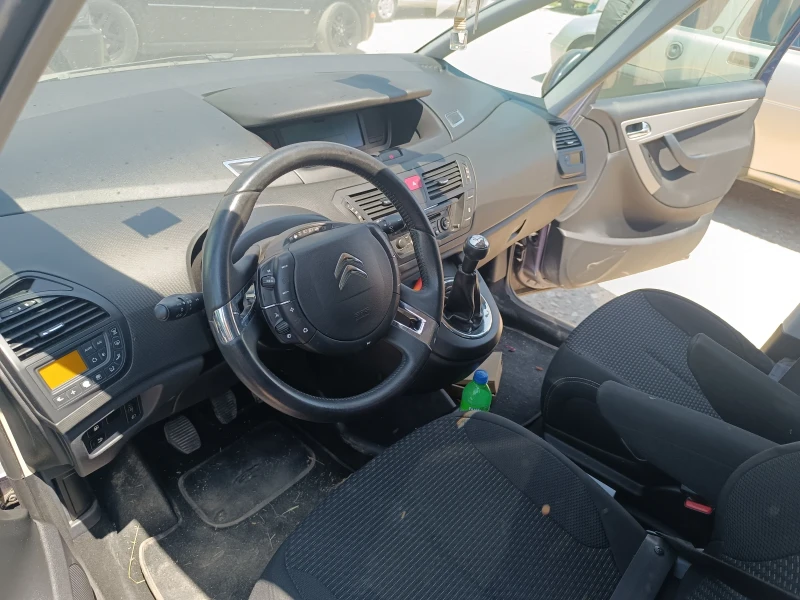 Citroen C4 Picasso, снимка 14 - Автомобили и джипове - 46970949