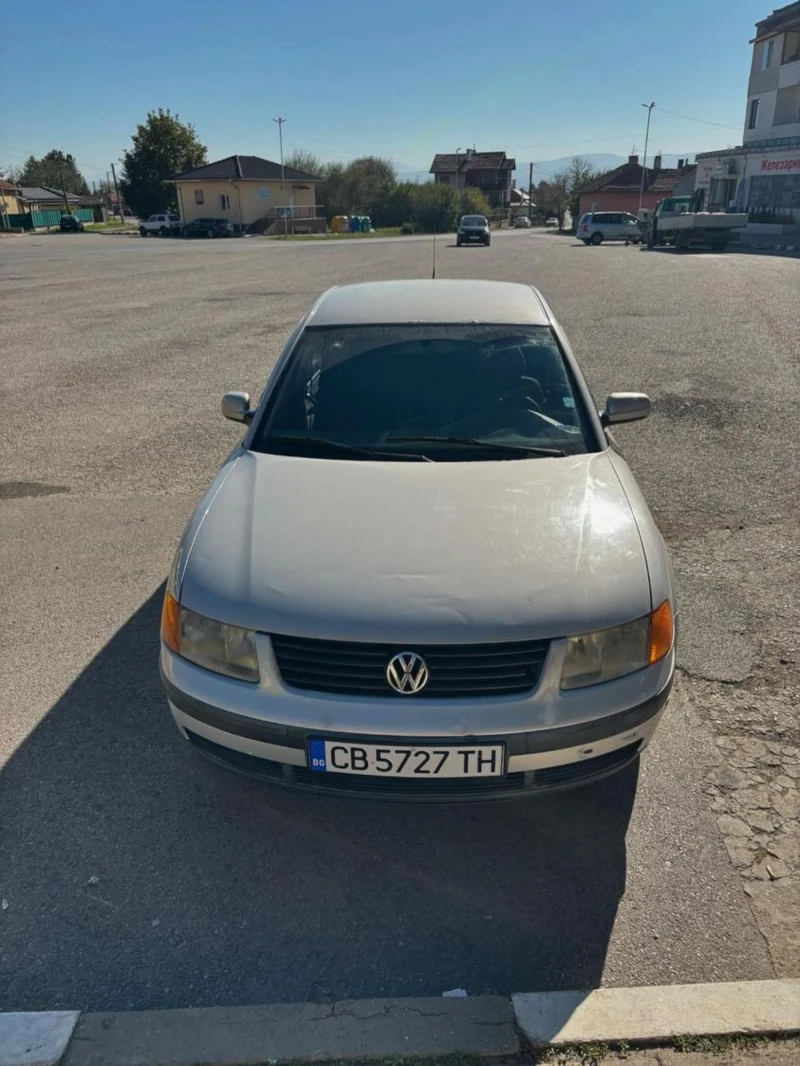 VW Passat, снимка 4 - Автомобили и джипове - 47780413