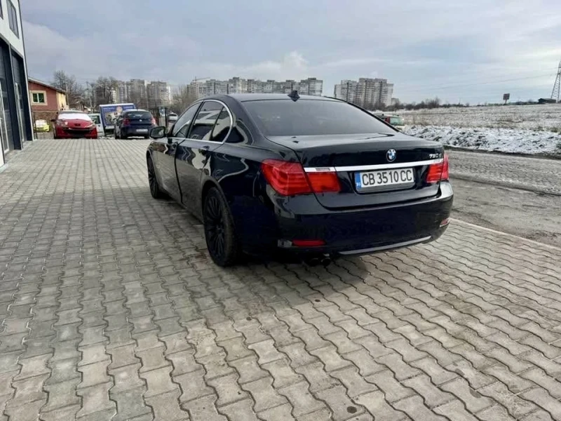 BMW 730, снимка 5 - Автомобили и джипове - 49231727