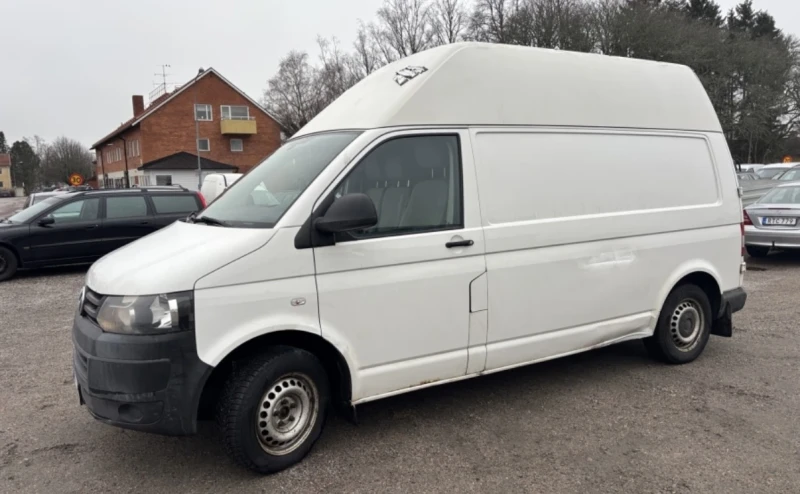 VW Multivan, снимка 2 - Автомобили и джипове - 52488228