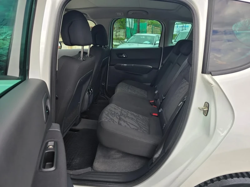 Peugeot 3008 1.6HDI 109K.C. / НАВИ / КЛИМАТРОНИК / ПАРКТРОНИК, снимка 7 - Автомобили и джипове - 50116822