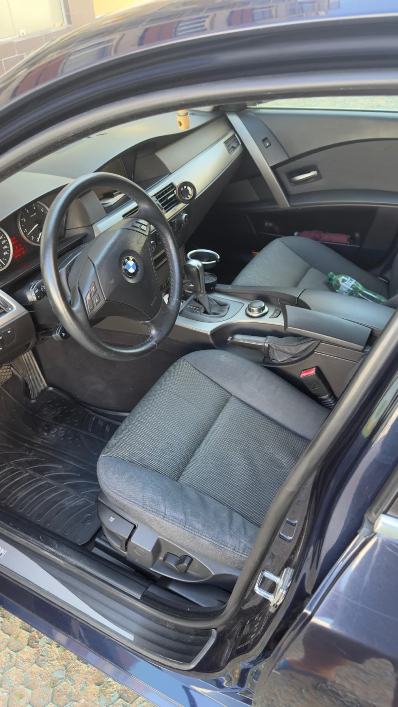 BMW 523 2.5 бензин 170 к.с. (6 цилиндъра), снимка 9 - Автомобили и джипове - 52273953