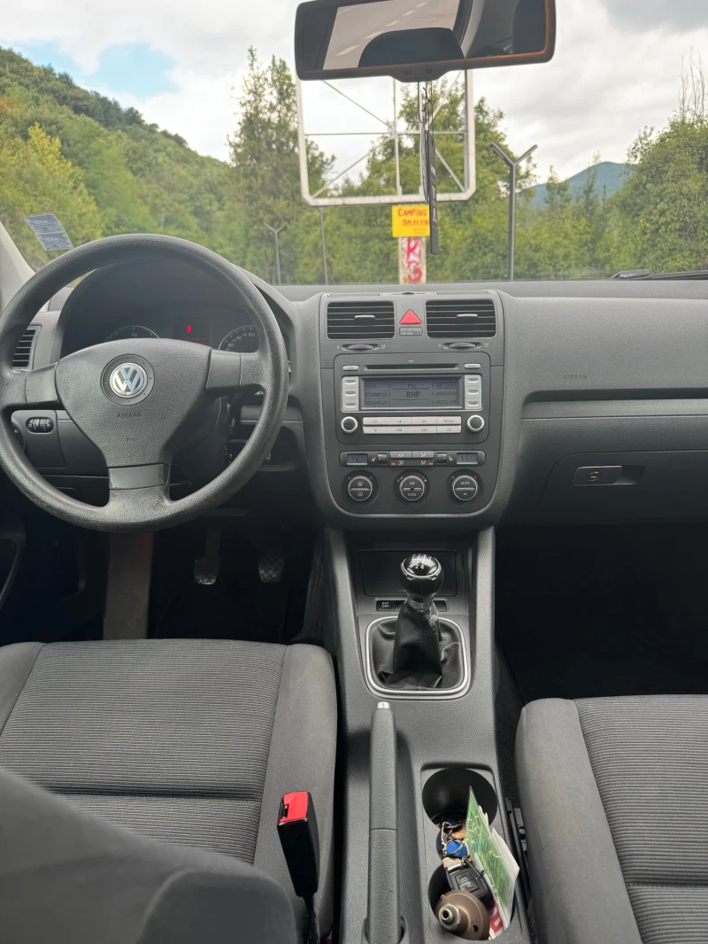 VW Golf 1600 газ/бензин, снимка 10 - Автомобили и джипове - 51582209