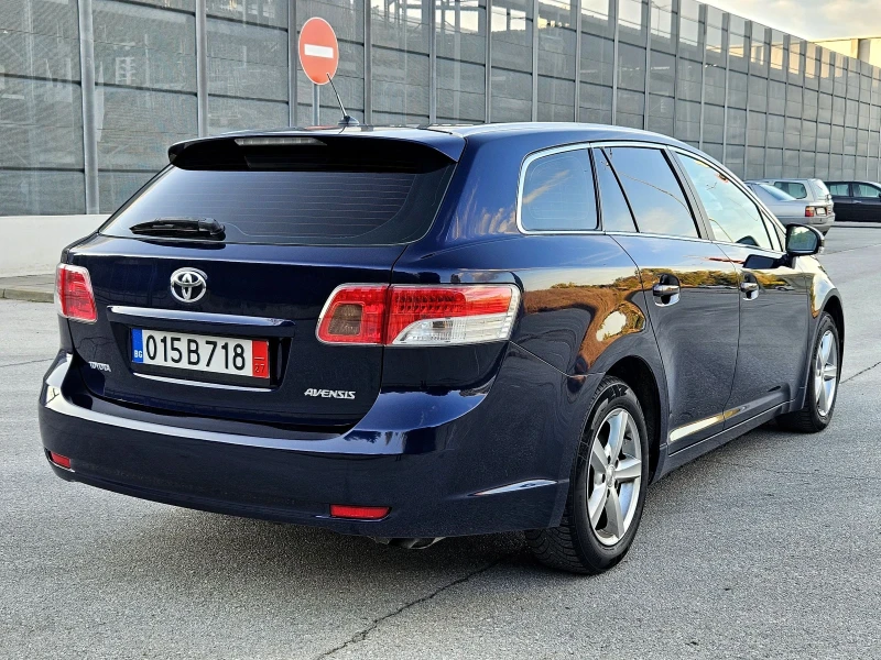 Toyota Avensis 2.0 , снимка 3 - Автомобили и джипове - 52022802