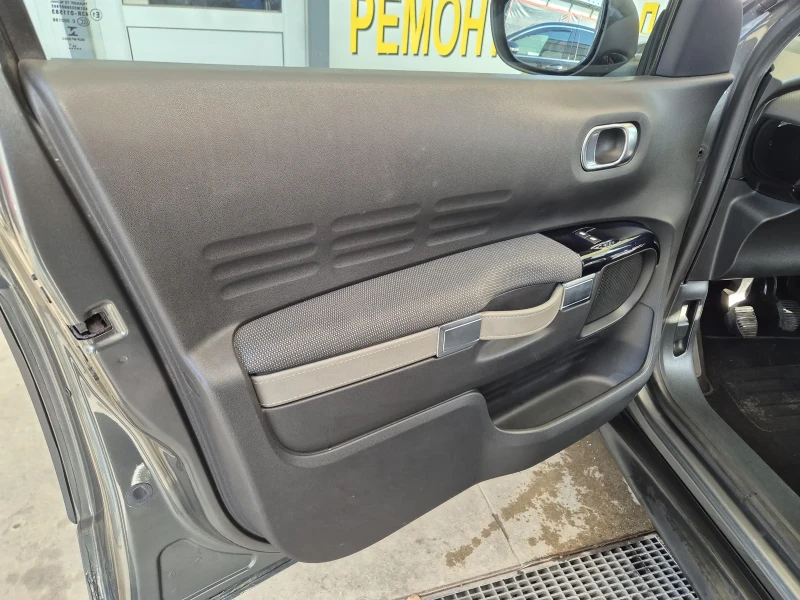 Citroen C4 Cactus 1.2 Turbo , снимка 16 - Автомобили и джипове - 52324908