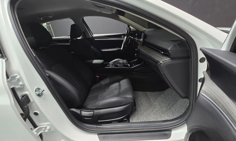 Kia K5 2.0 Noblesse * НАЙ-ДОБРА ЦЕНА В БЪЛГАРИЯ* , снимка 11 - Автомобили и джипове - 52359386