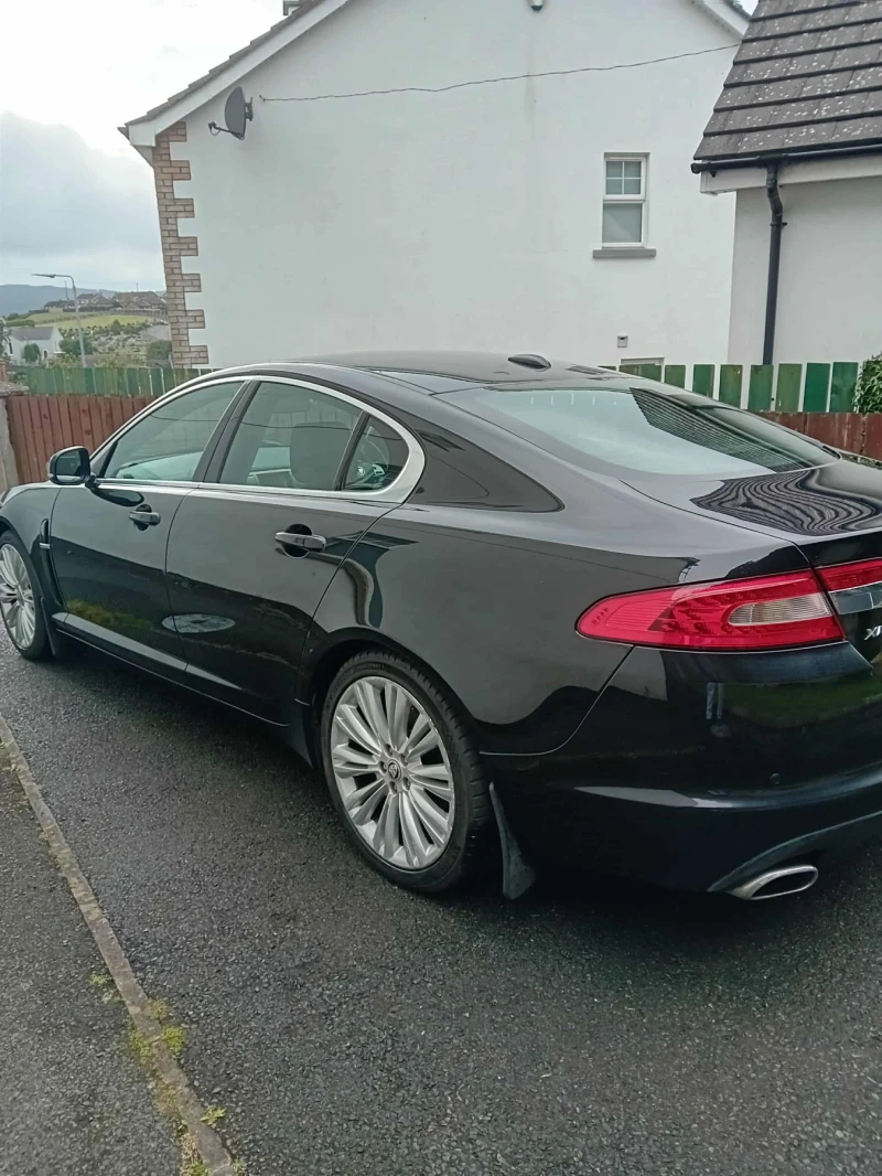 Jaguar Xf, снимка 2 - Автомобили и джипове - 52406747