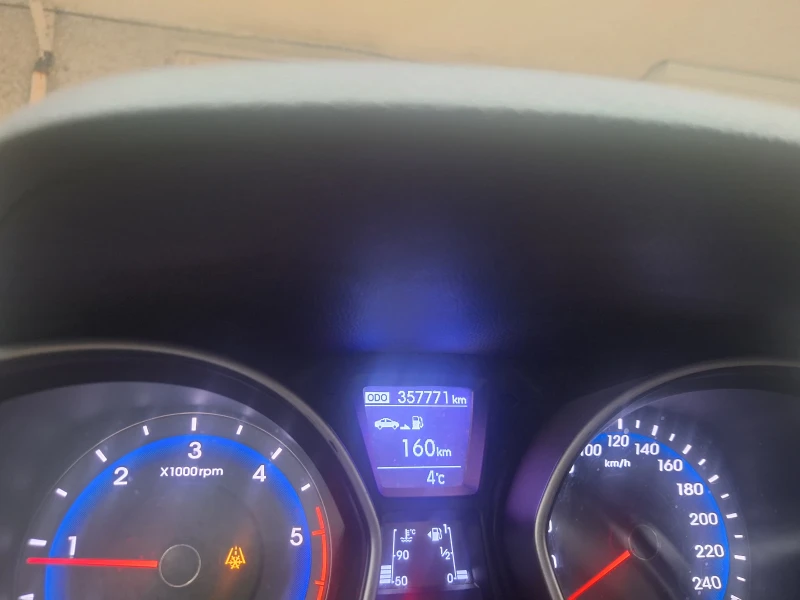 Hyundai I30, снимка 7 - Автомобили и джипове - 53059508