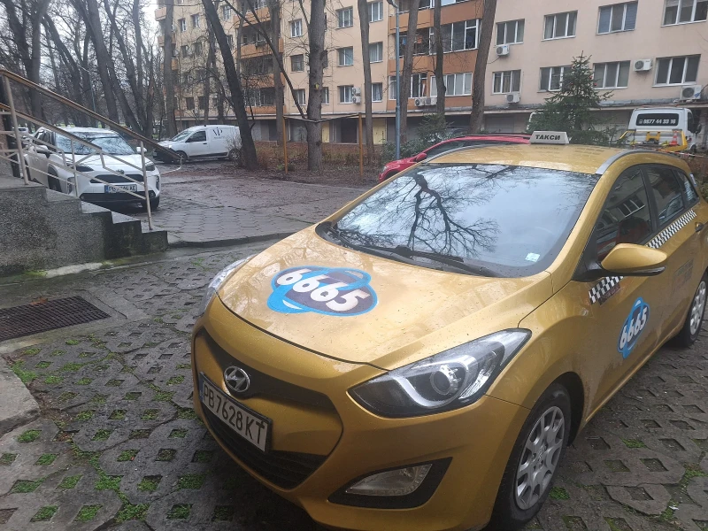Hyundai I30, снимка 3 - Автомобили и джипове - 53059508