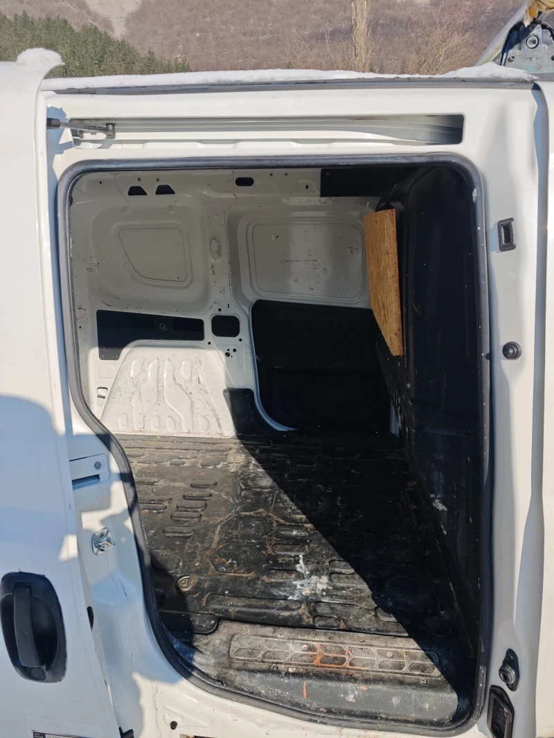 Fiat Doblo 1.3МУЛТИДЖЕТ, снимка 4 - Автомобили и джипове - 53177246
