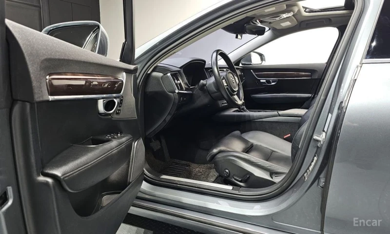 Volvo S90, снимка 10 - Автомобили и джипове - 53286660