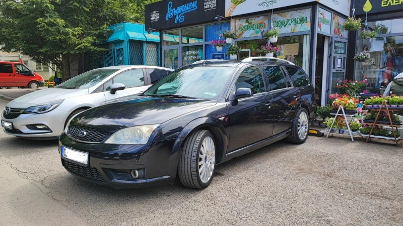 Ford Mondeo ST220