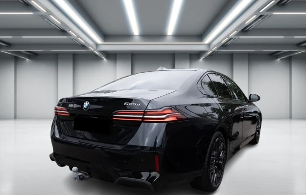 BMW 520 d xDrive = M-Sport = Гаранция, снимка 3 - Автомобили и джипове - 55890125