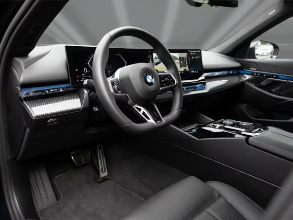 BMW 520 d xDrive = M-Sport = Гаранция, снимка 5 - Автомобили и джипове - 55890125