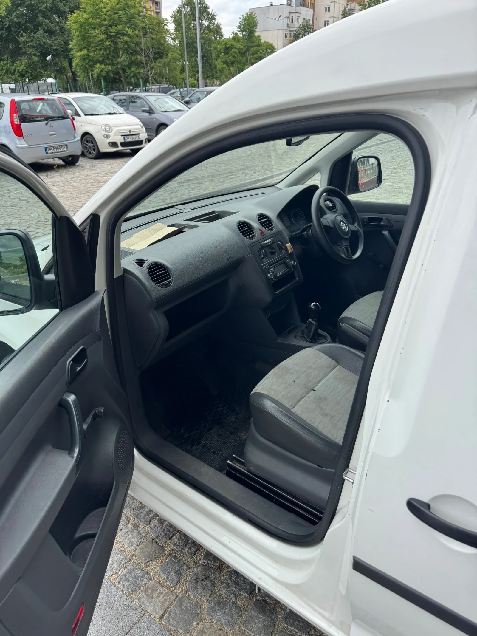 VW Caddy 1.6TDI, снимка 1