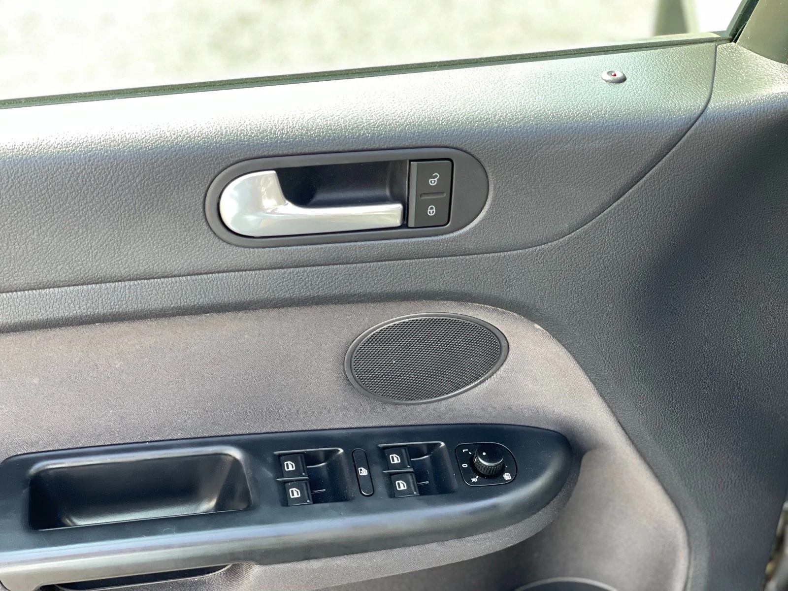 VW Golf Plus 1.4i | Mobile.bg   16