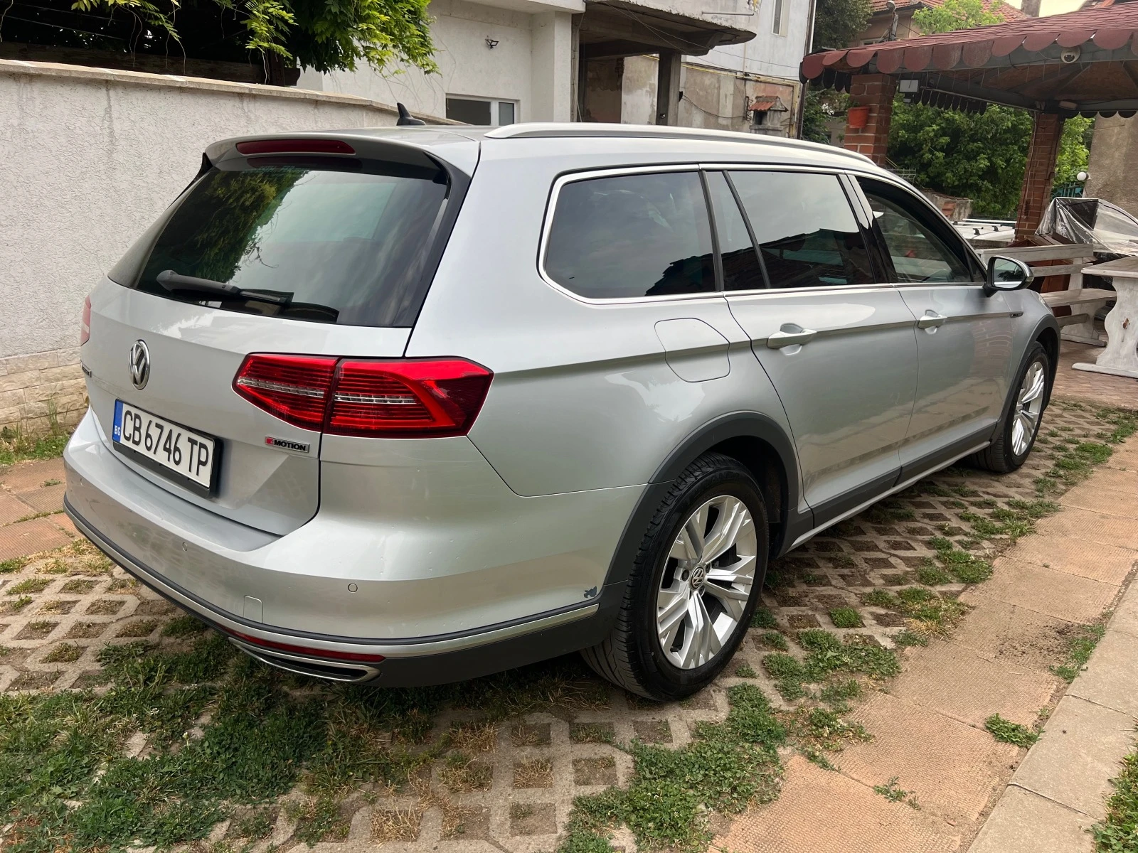 VW Passat Alltrack 2.0 tsi - изображение 3