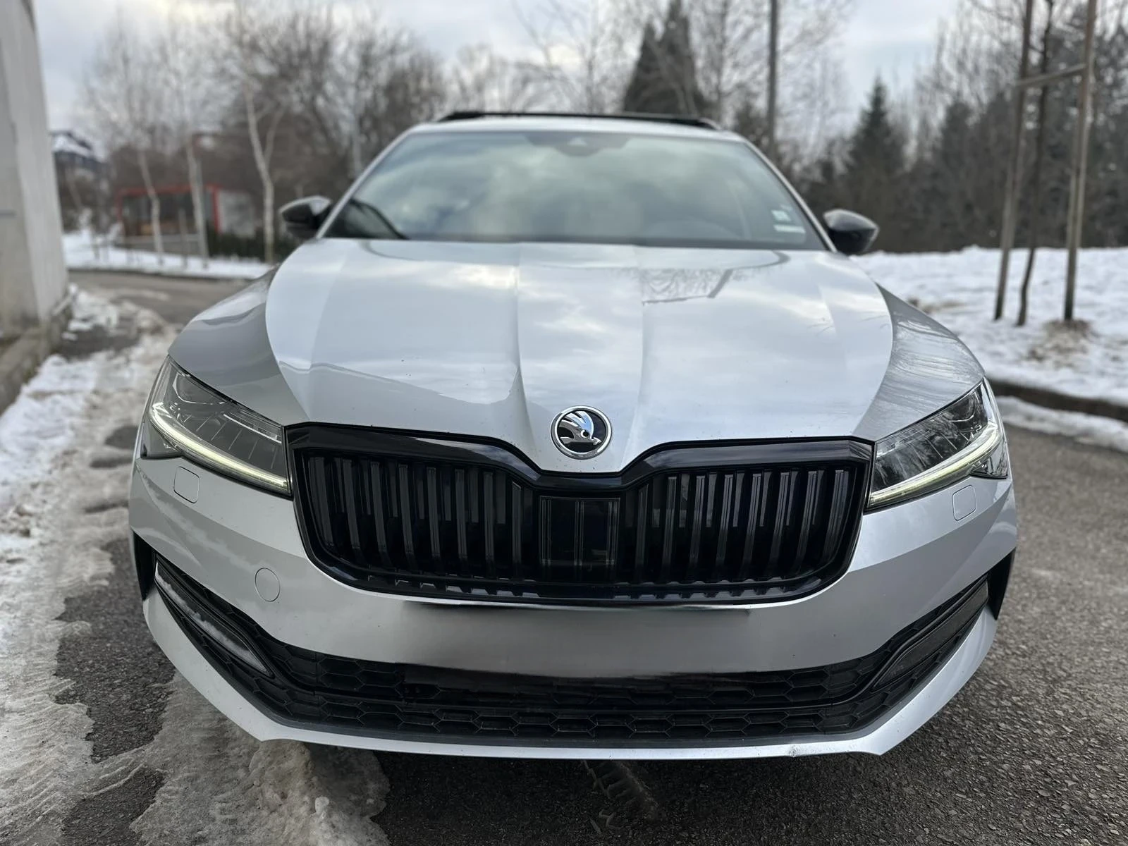 Skoda Superb 2.0TDI / DSG / DIGITAL - изображение 2