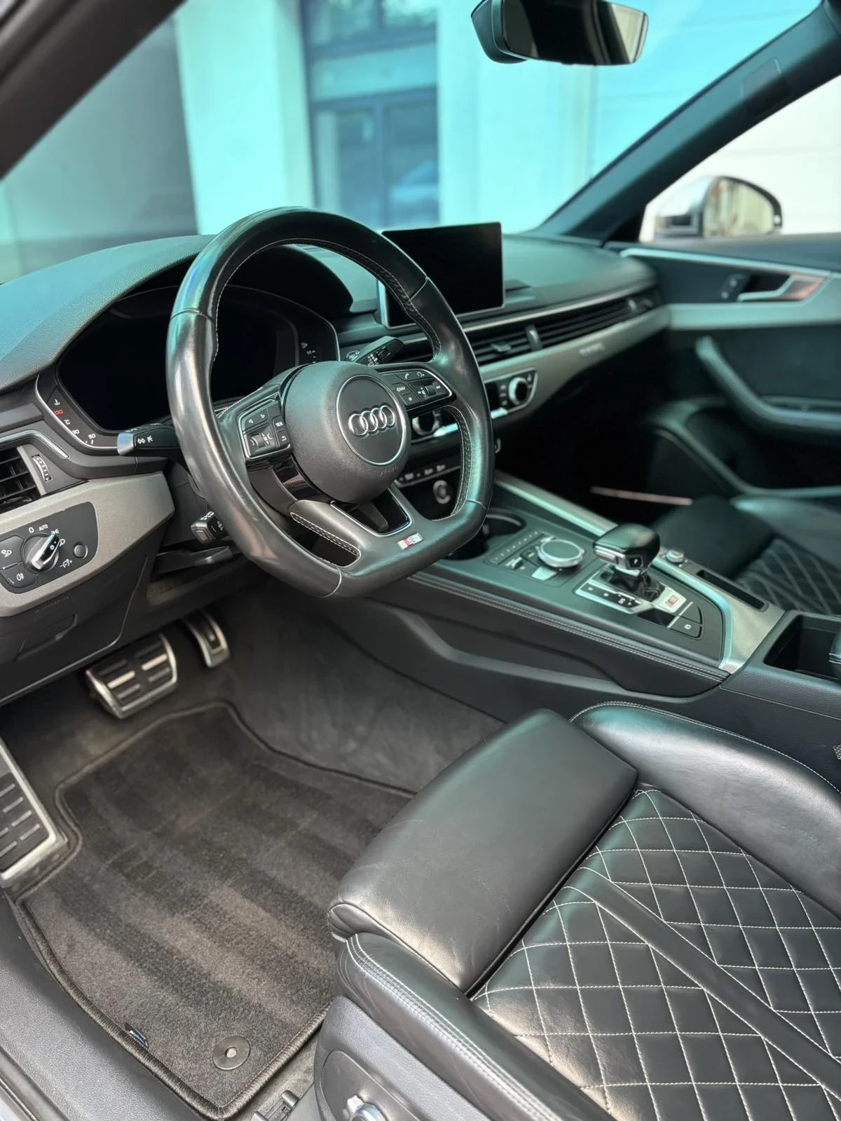 Audi S4 Quattro - изображение 9