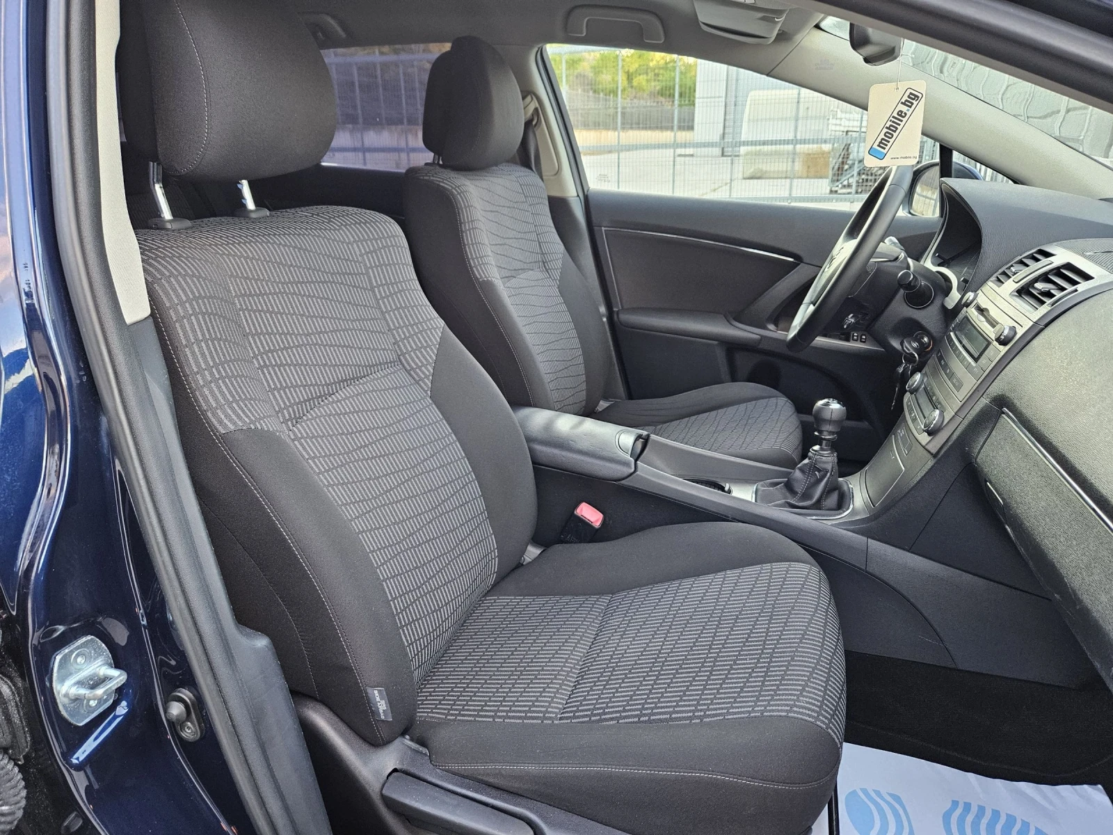 Toyota Avensis 2.0  | Mobile.bg � ����������� 12