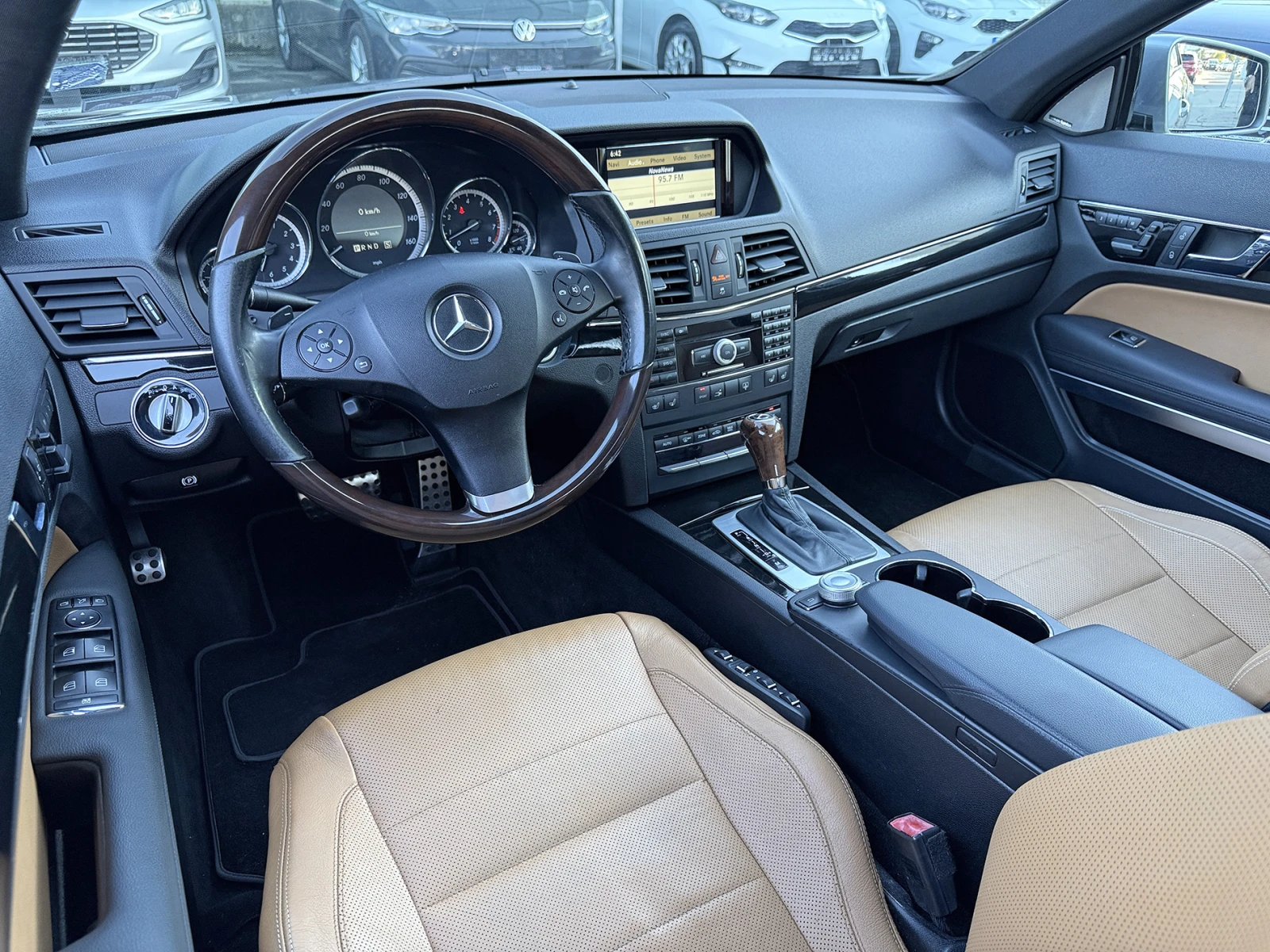 Mercedes-Benz E 500 V8 (388 кс) 7G-TRONIC | Mobile.bg — изображение 7