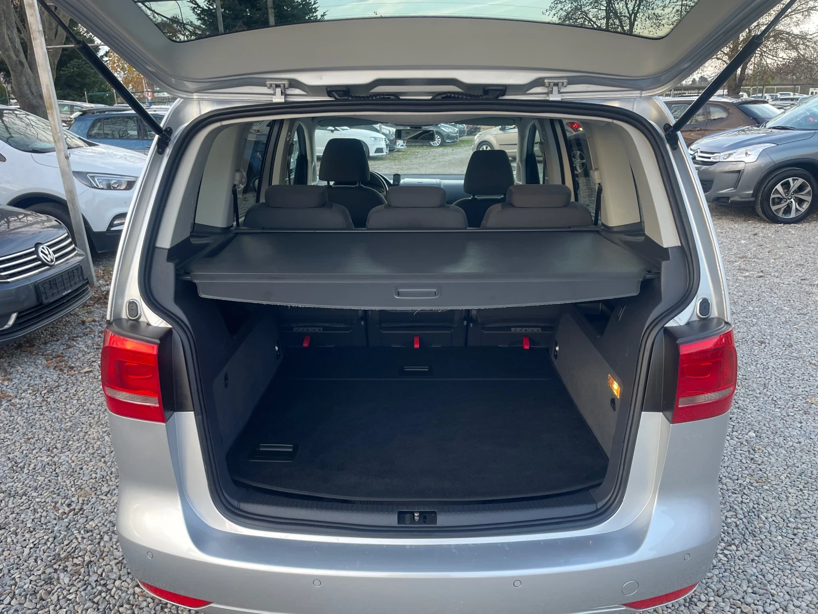 VW Touran KAMERA NAVI\AVTOMAT\ | Mobile.bg   13